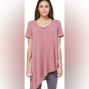 LULULEMON pink To The Point Tee Sz 6.